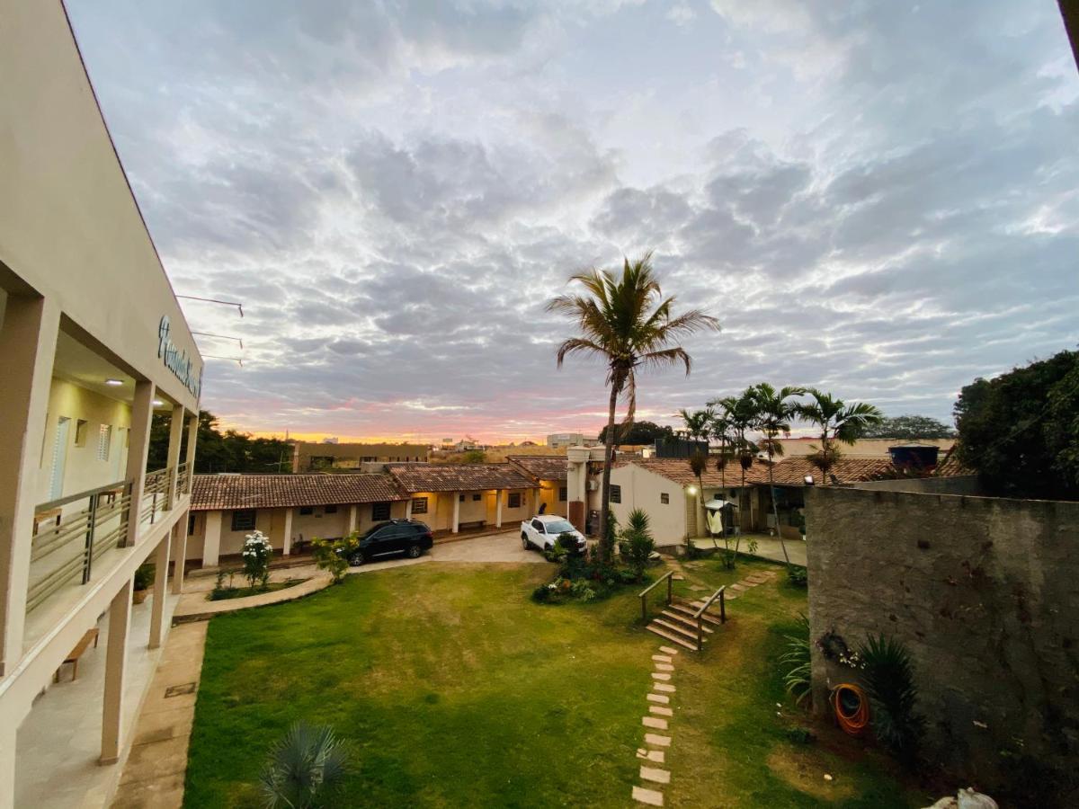 Hotel Pousada Marra Catalão Buitenkant foto
