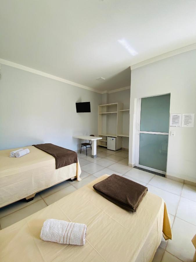 Hotel Pousada Marra Catalão Buitenkant foto