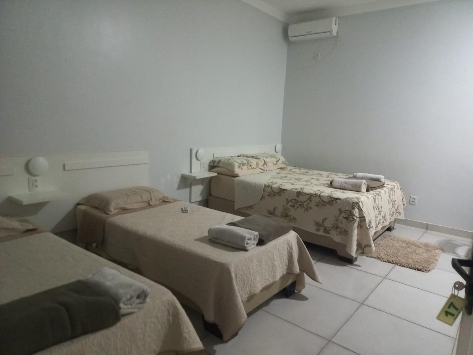 Hotel Pousada Marra Catalão Buitenkant foto