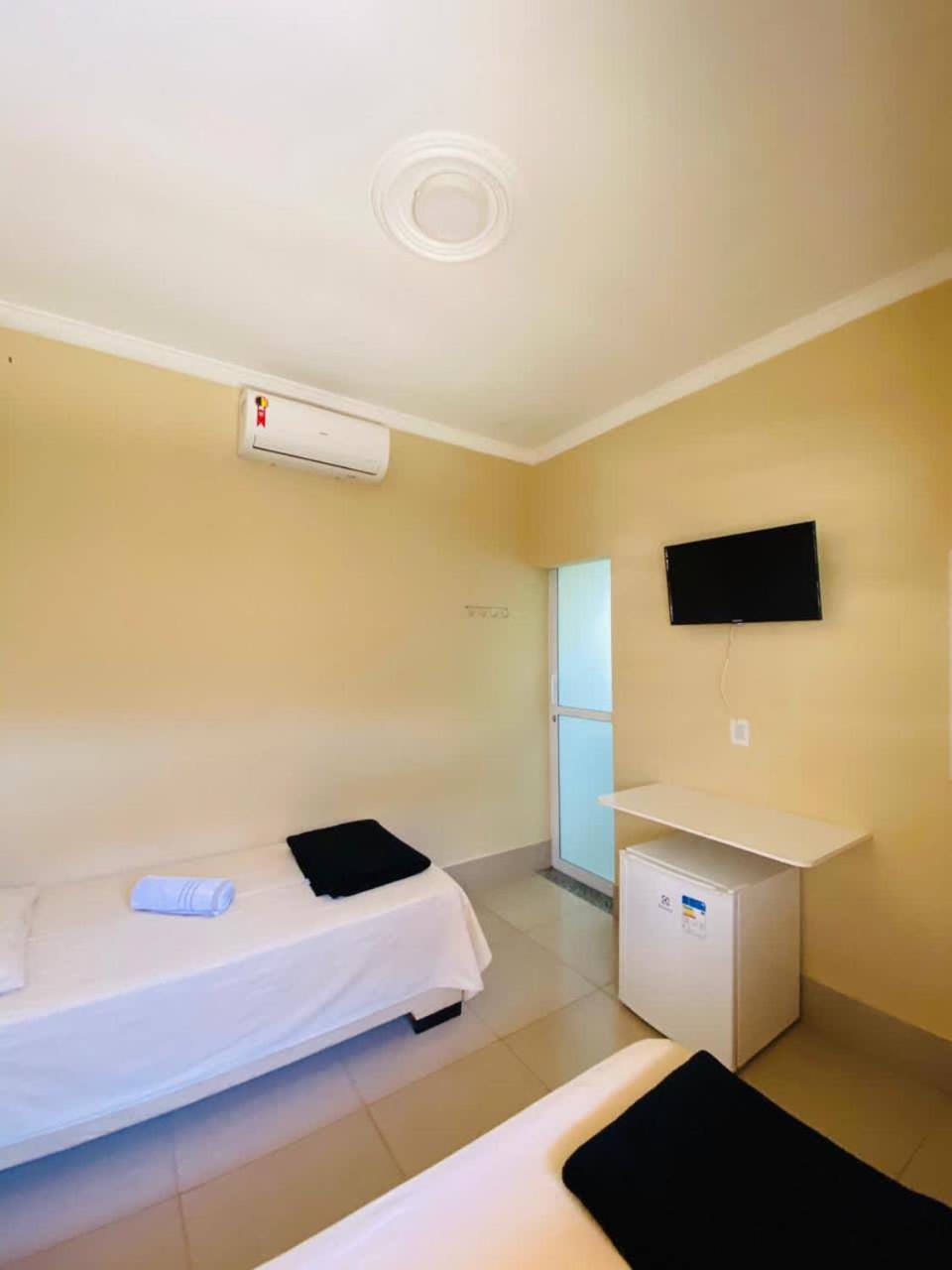 Hotel Pousada Marra Catalão Buitenkant foto